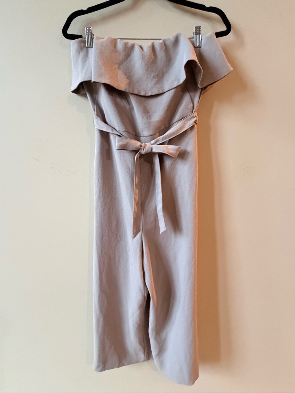 Babaton Off-Shoulder Wide-Leg Jumpsuit in Light Taupe